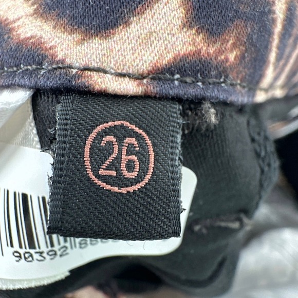 Jen 7 by 7 for all Mankind Ankle Skinny Leopard Print Jeans Size 26 Plus NWT - Picture 4 of 4